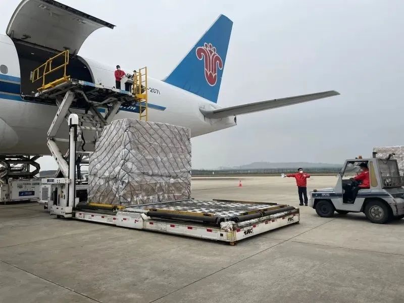 南航物流正式开通广州-浦东-伦敦货机航线-西邮物流