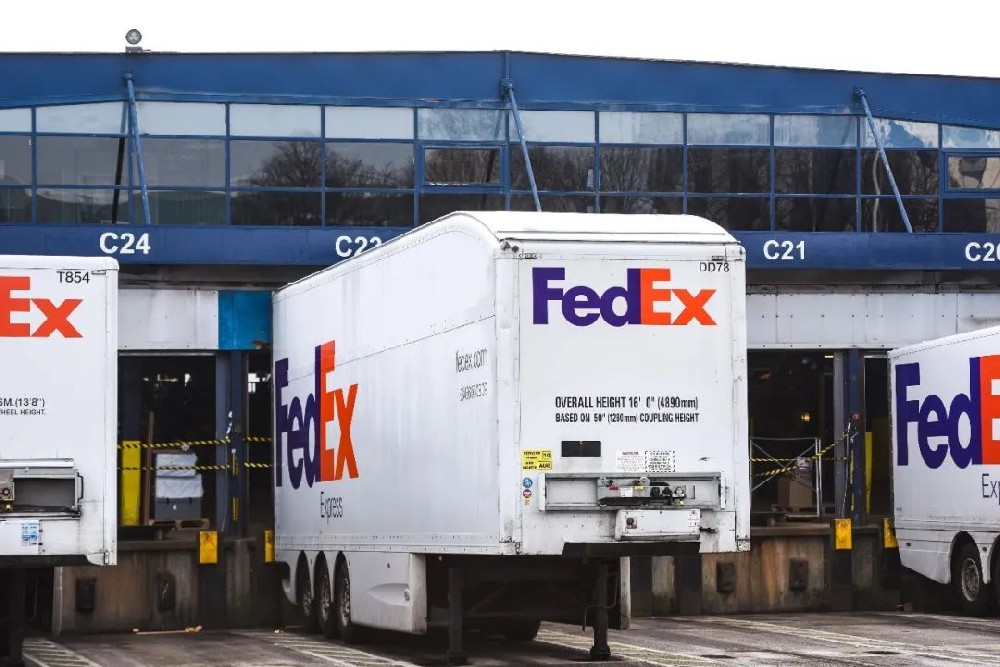 联邦快递办公终止美国当日达服务-西邮物流