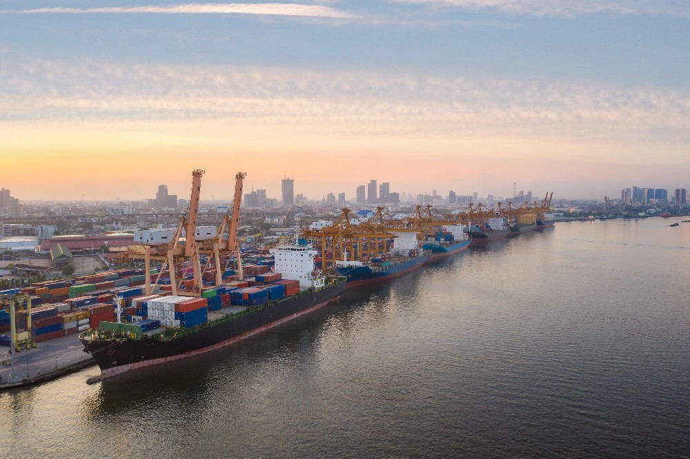 跨境物流的未来发展在哪？政府大力支持企业海外仓建设-西邮物流