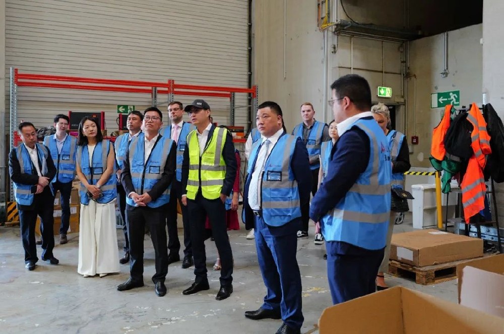 西邮海外仓再次登上央视新闻，“义新欧”中欧班列德国集散中心揭牌启用-西邮物流