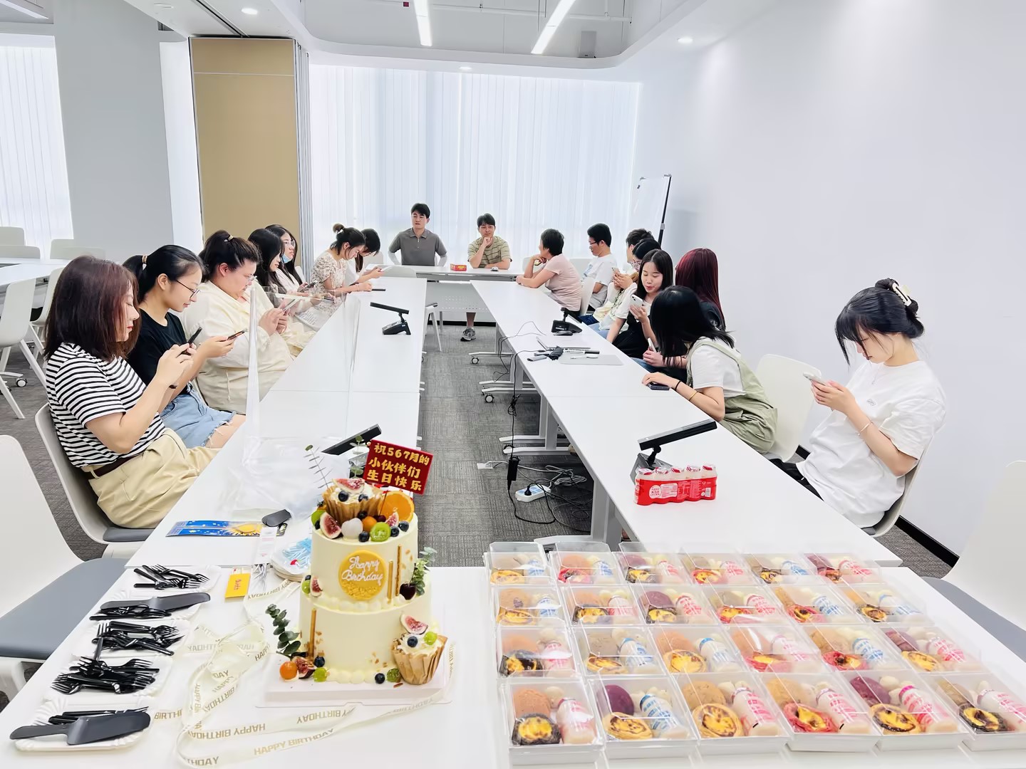 1695634378459555.jpg 661fc236-1fe7-4929-8909-d7b71a0c3657.jpg