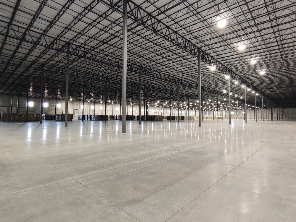 洛杉矶、芝加哥双仓齐开，西邮海外仓助力卖家抢占旺季先机-西邮物流