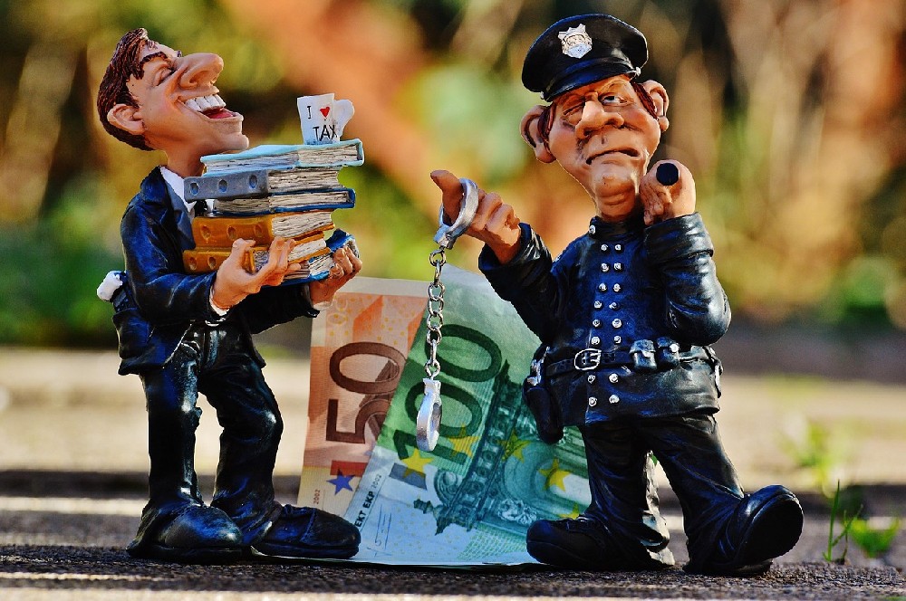 最新!亚马逊向中国卖家同步税务数据-西邮物流